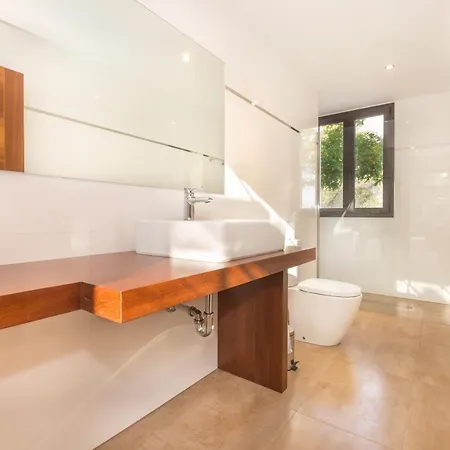 Bonita Con Vistas Espectaculares, Perfecto Familias Villa